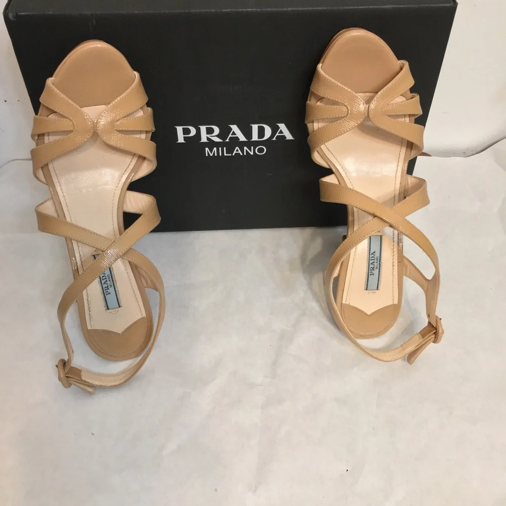 Prada Strappy Beige Patent Leather Platform Sandals Size 39 made in Italy - Picture 9 of 13